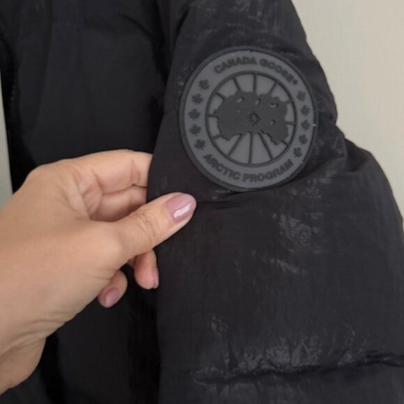 canada goose byward parka satin NWT small - Picture 6 of 8